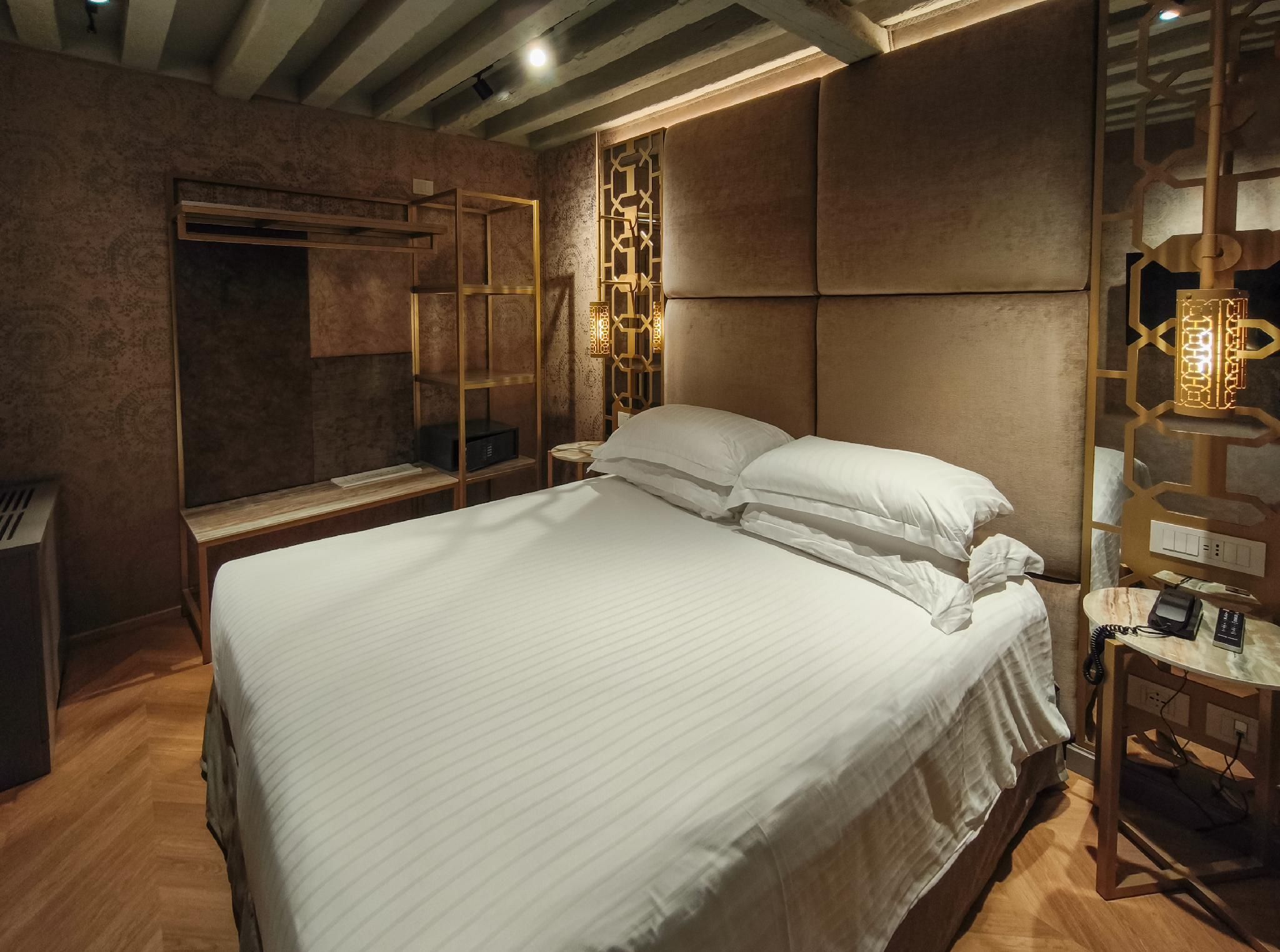 Family Suite Ground Floor Annex Building