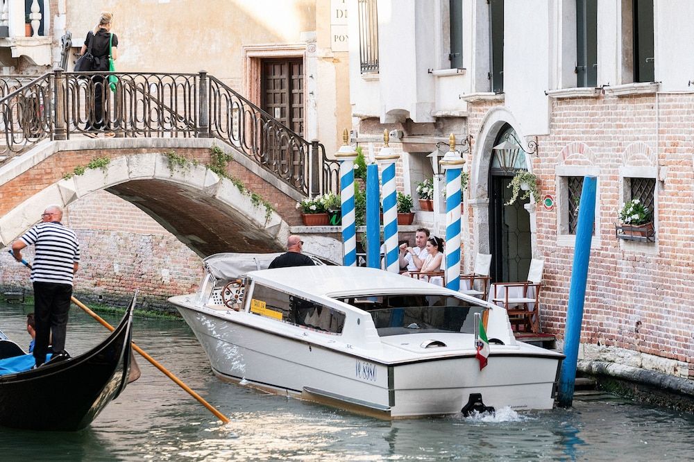 undefined Colombina Hotel 4