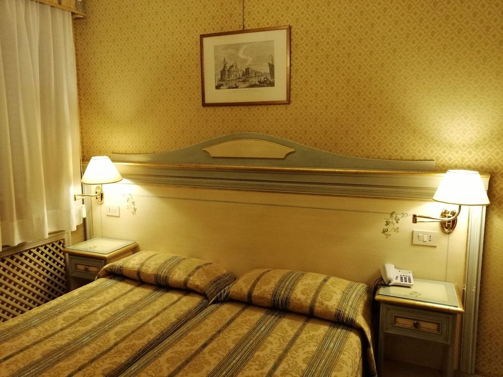 undefined Hotel Falier 9