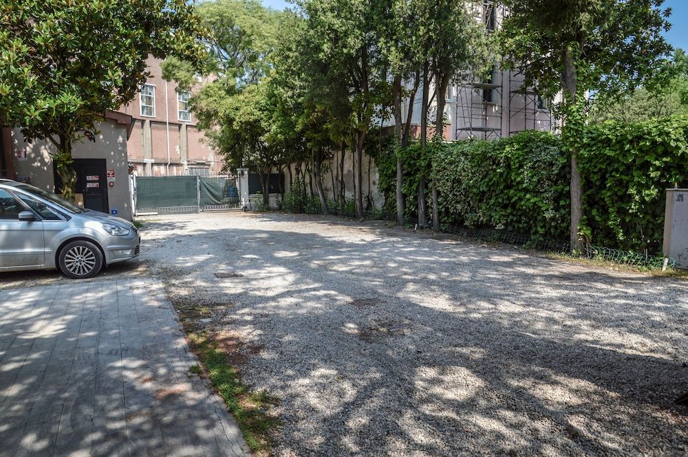 undefined Le Boulevard 9