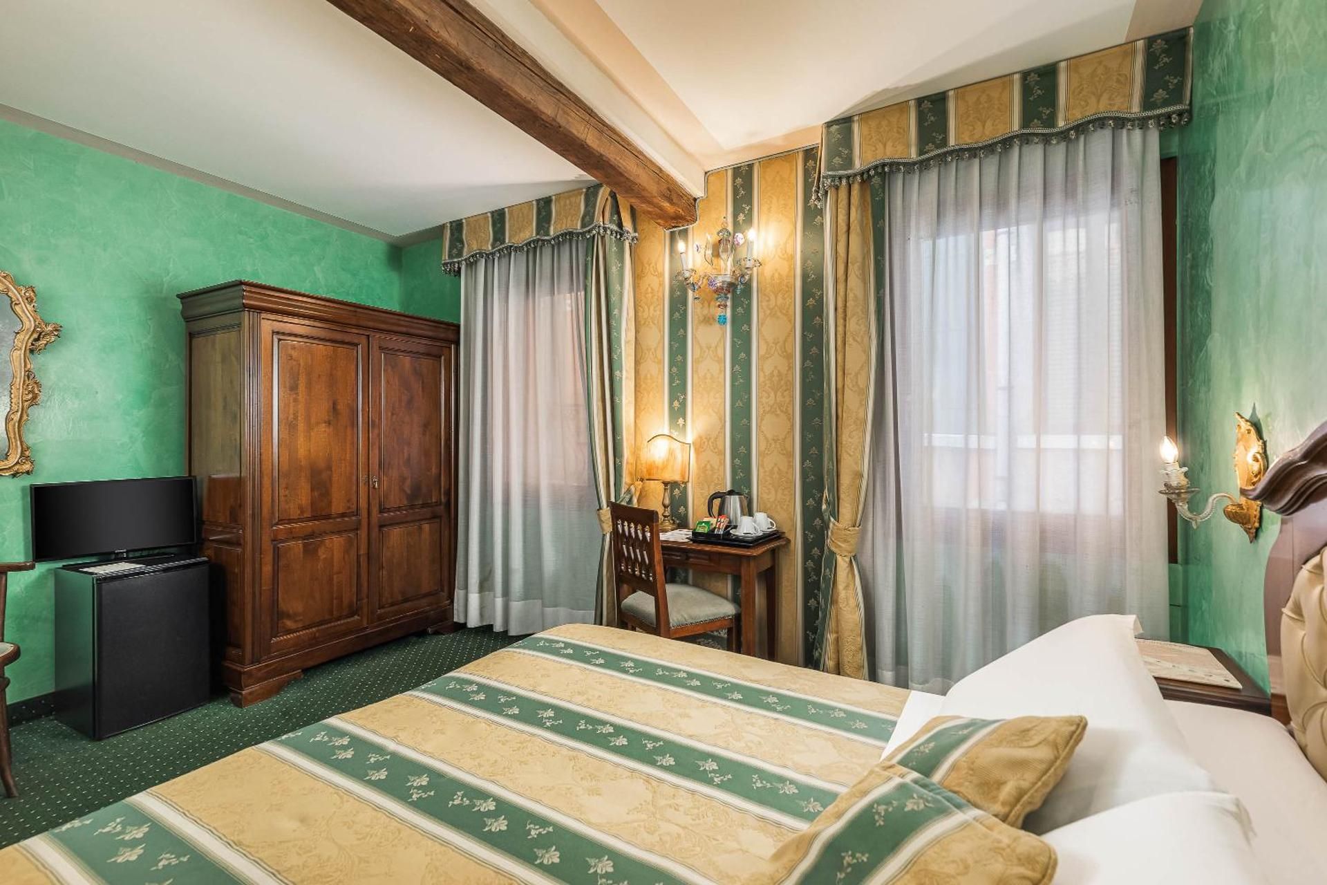 undefined Hotel Marconi 6