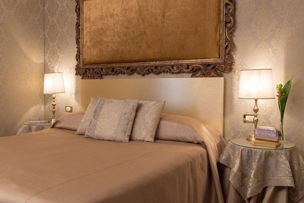 Hotel Metropole Venezia Classic Double Room, Garden View 2