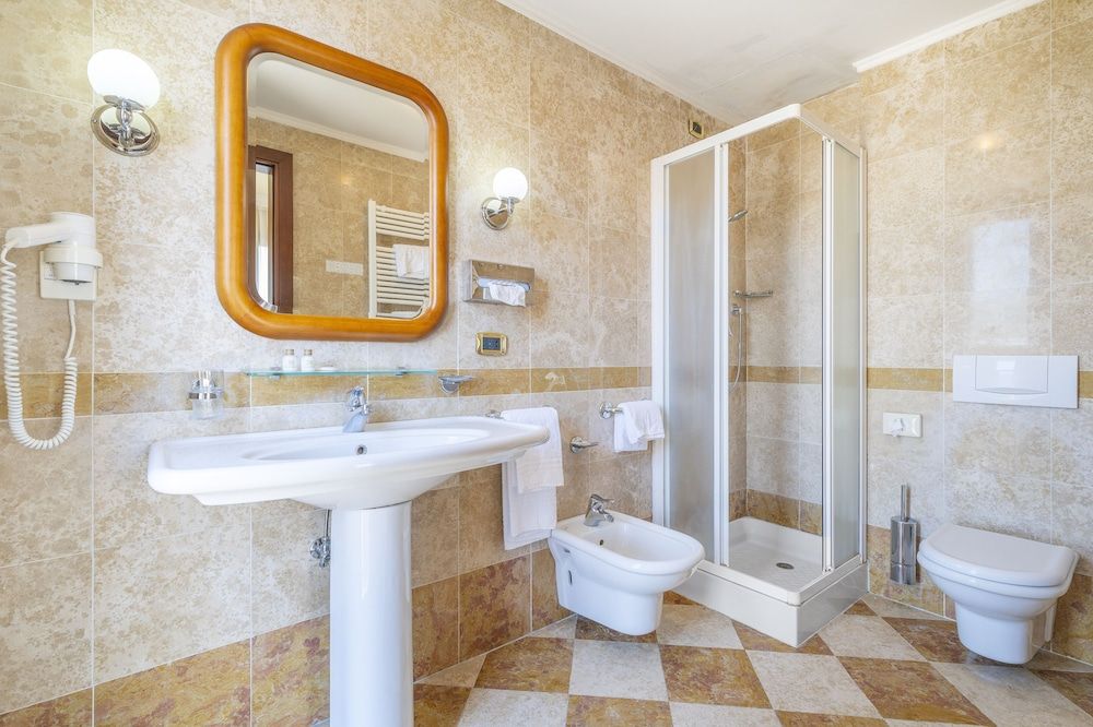 Hotel Panorama Classic Double Room (Partial View) 4