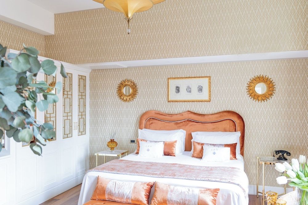 Londra Palace Venezia Classic Room, City View 7