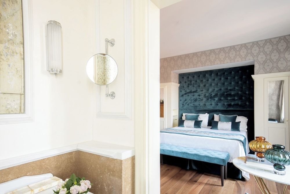 Londra Palace Venezia Classic Room, City View 6