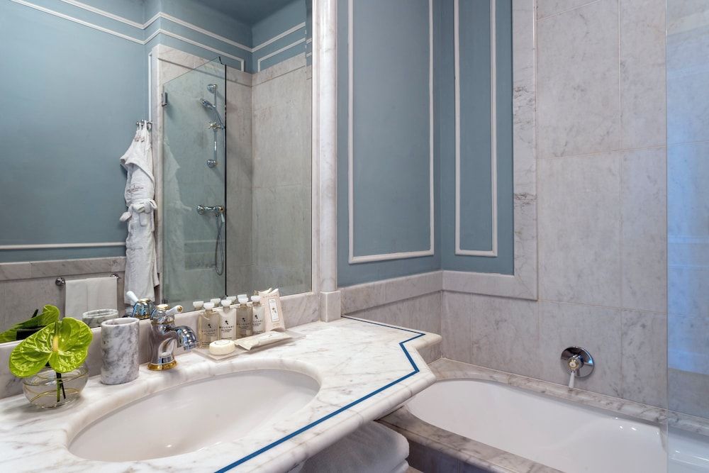 Grand Hotel Principe di Piemonte Superior Room, Sea View (Front) 3