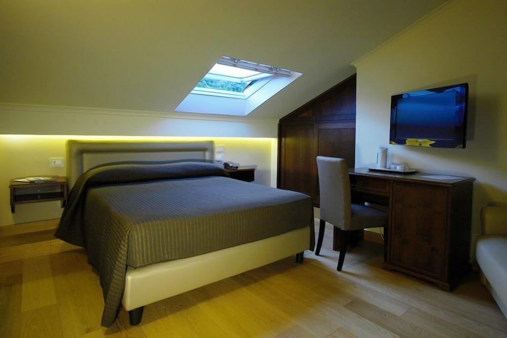 Airone Wellness Hotel Attic Room 3
