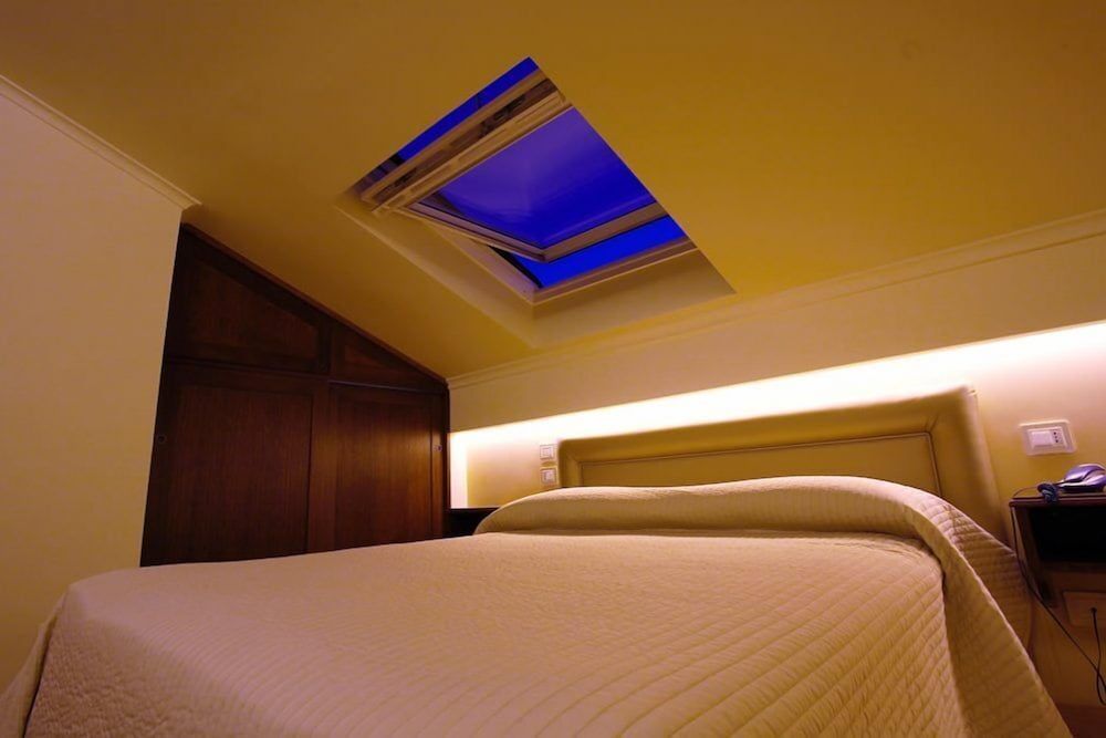 Airone Wellness Hotel Attic Room 4