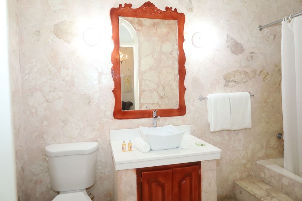 Jamaica Palace Hotel Superior Room, 2 Double Beds 4