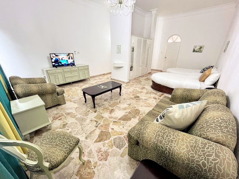 Jamaica Palace Hotel Superior Room, 2 Double Beds 5