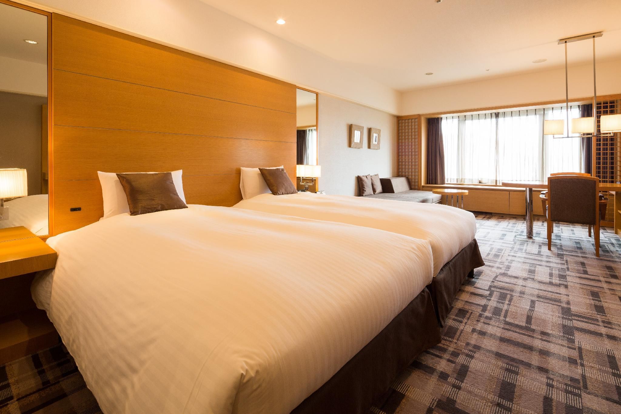 Luxury Mountain View Twin Room - Non-Smoking