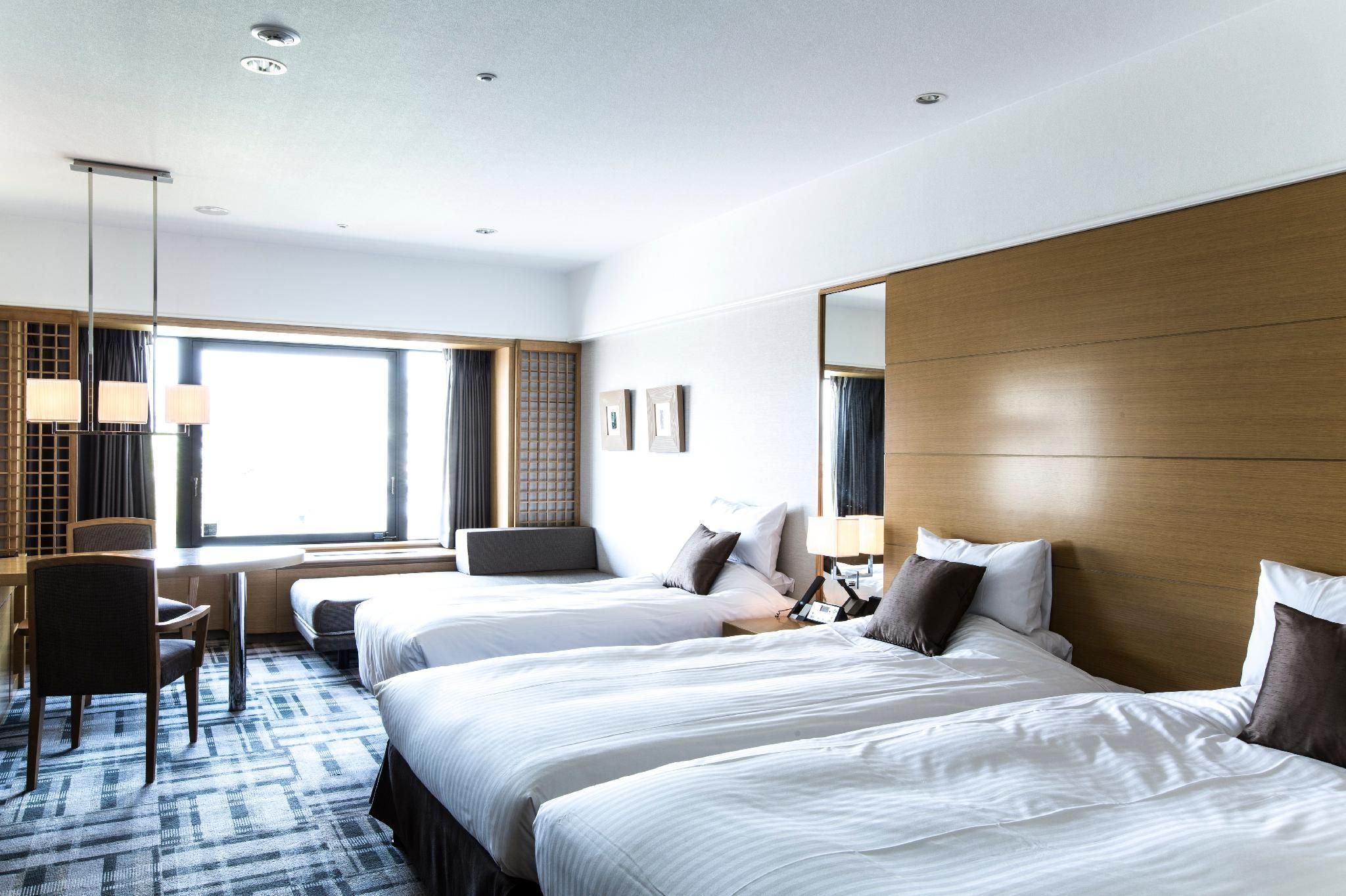 Luxury Triple Room - Non-Smoking