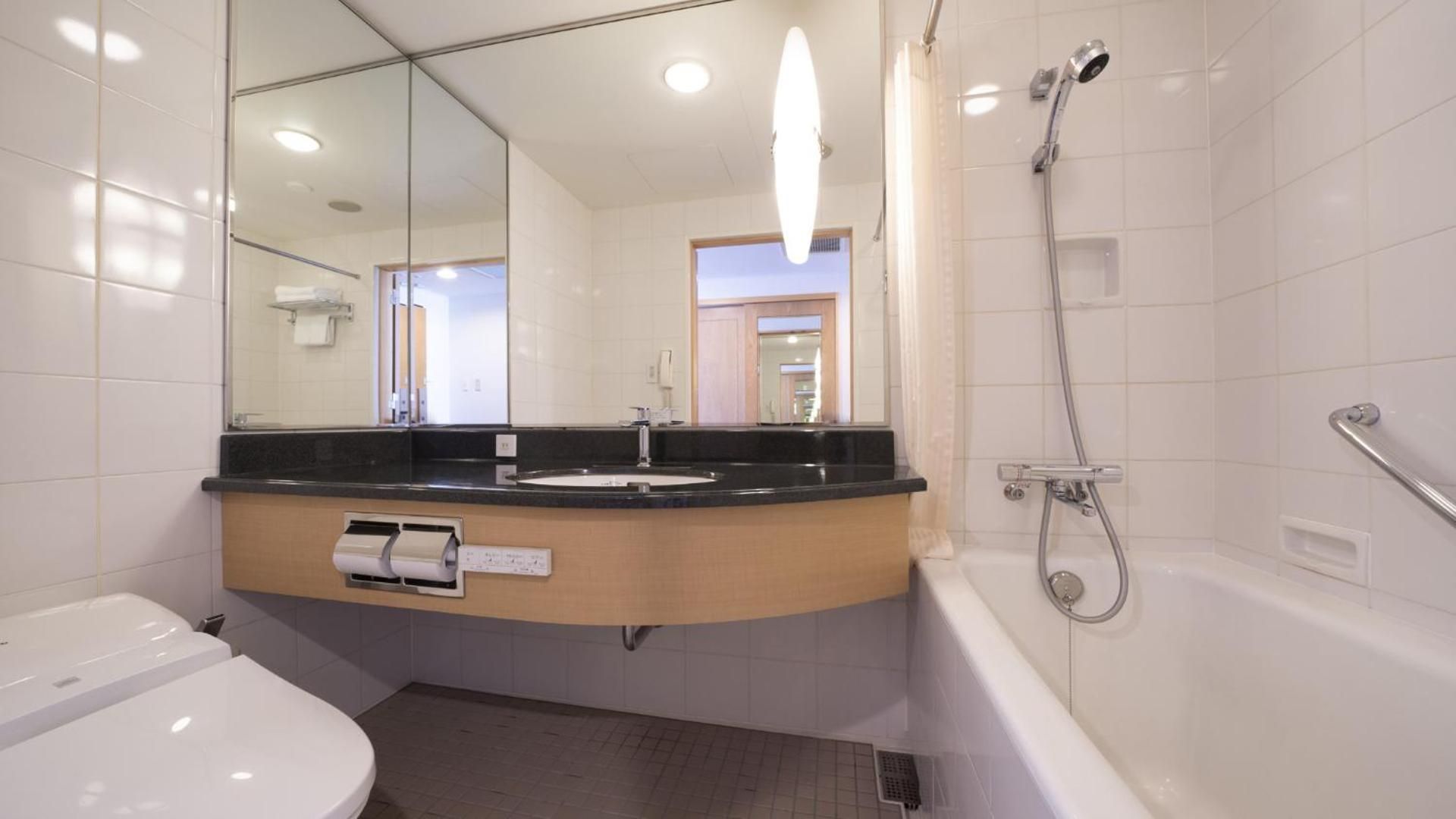 Premium Twin Room with City View and Single Sofa Bed