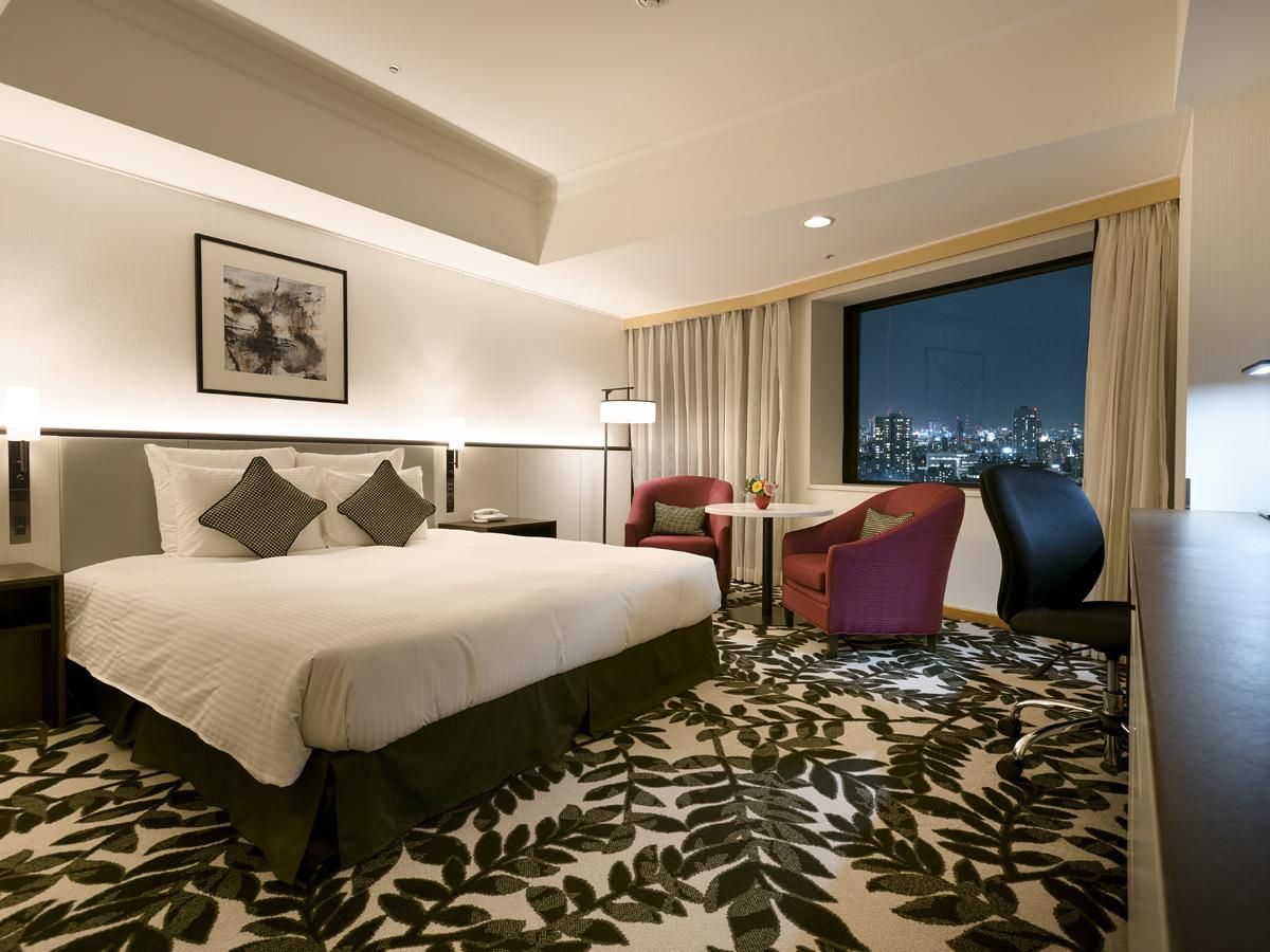 1 Queen Premium High Floor