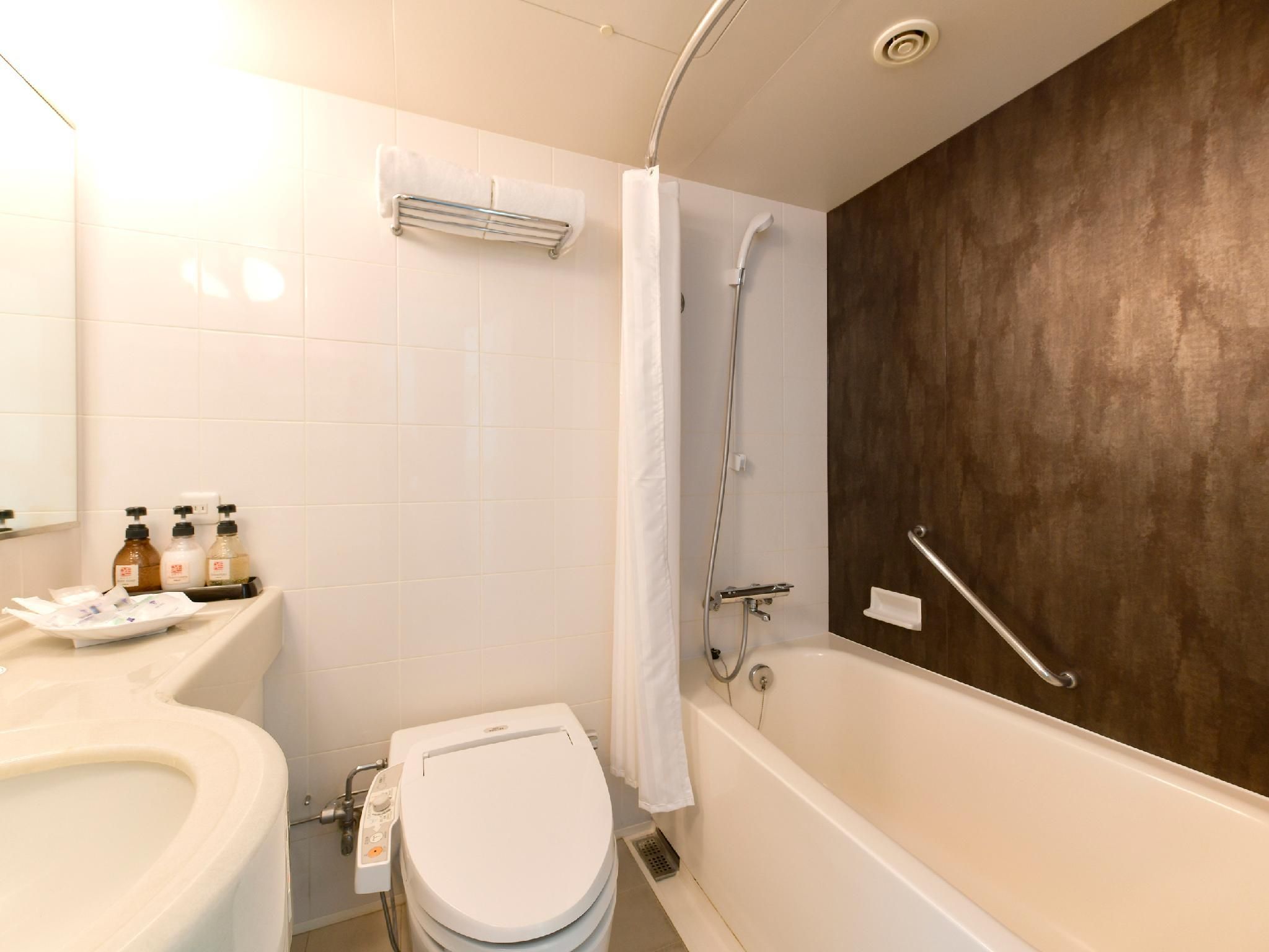 Standard Triple Non-Smoking