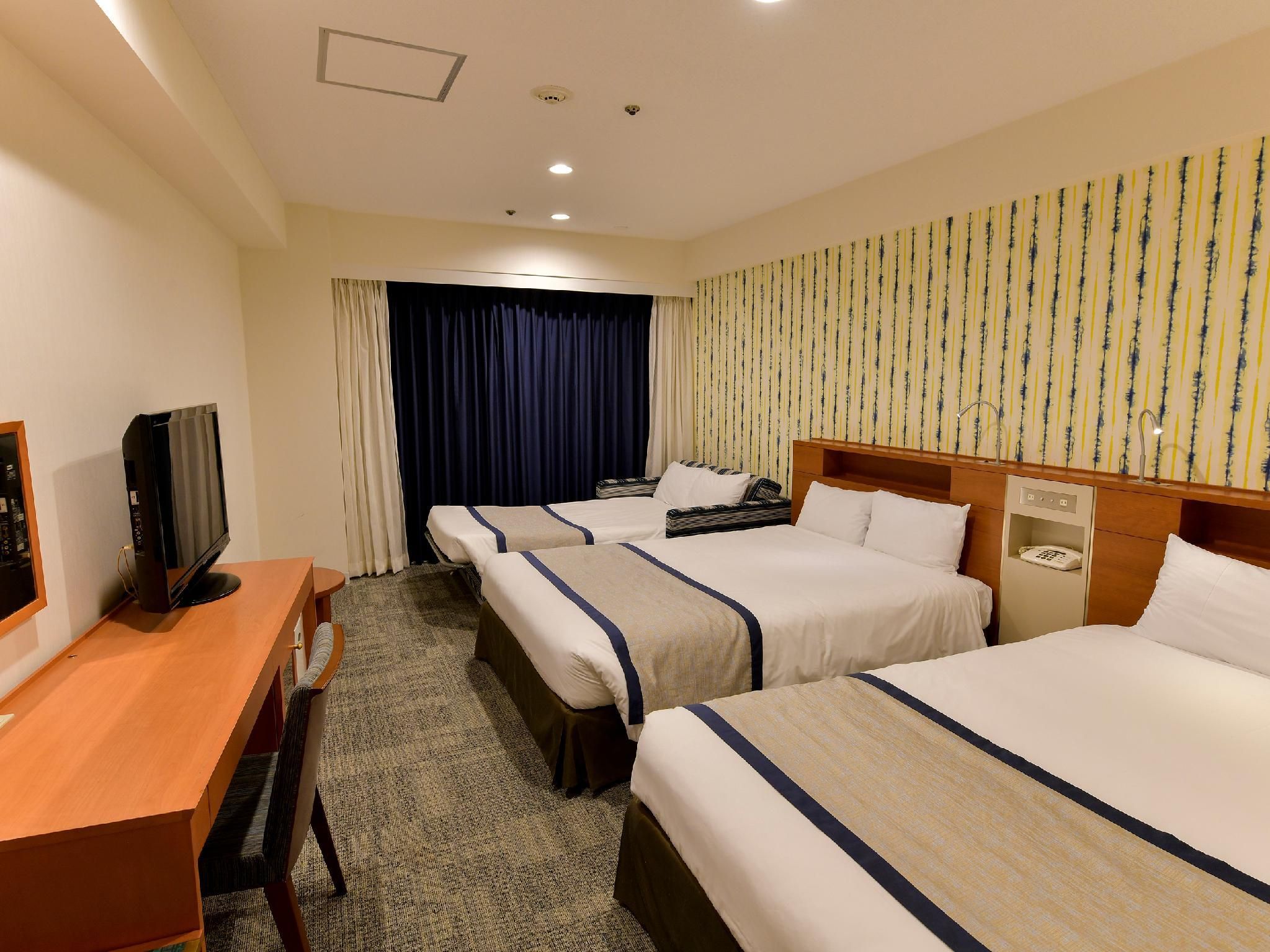 Standard Triple Non-Smoking