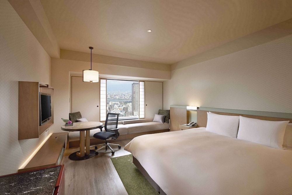 undefined Hilton Osaka 3