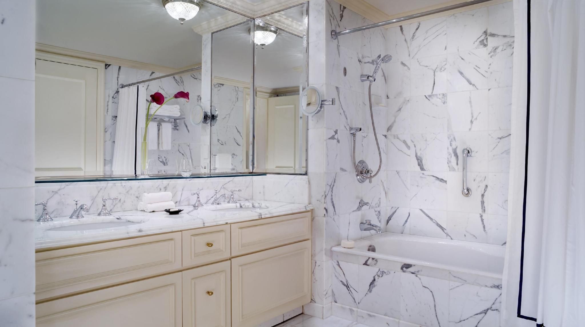Executive Suite, 1 King