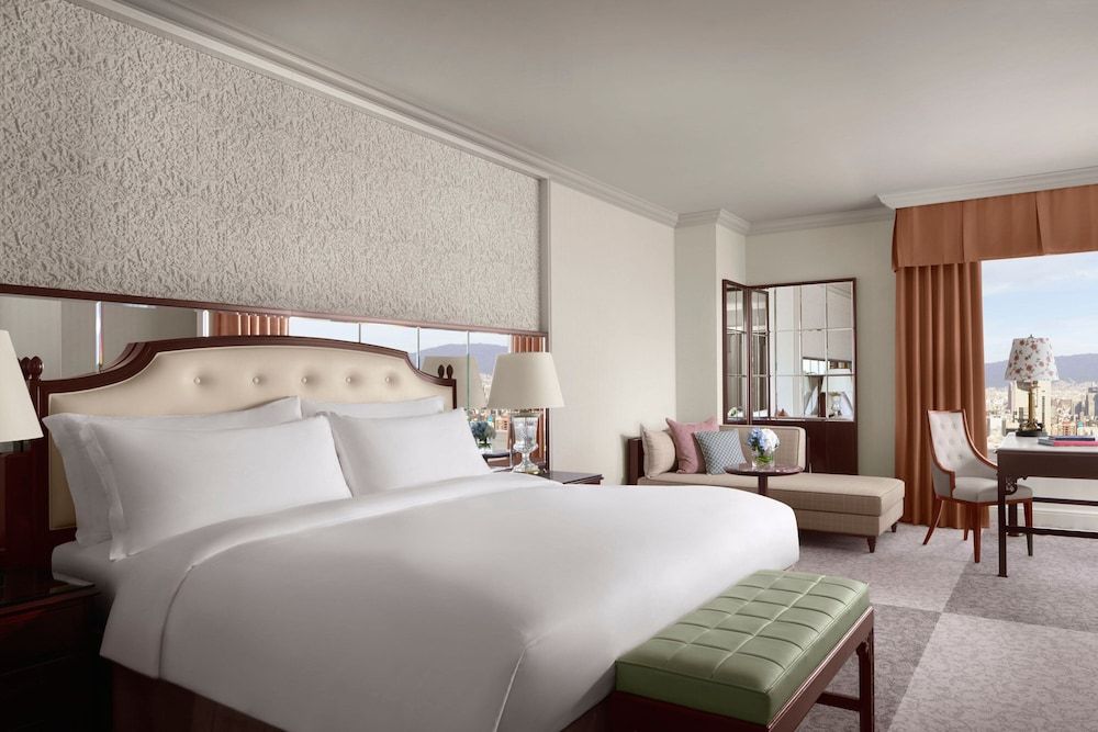 undefined The Ritz-Carlton, Osaka 2