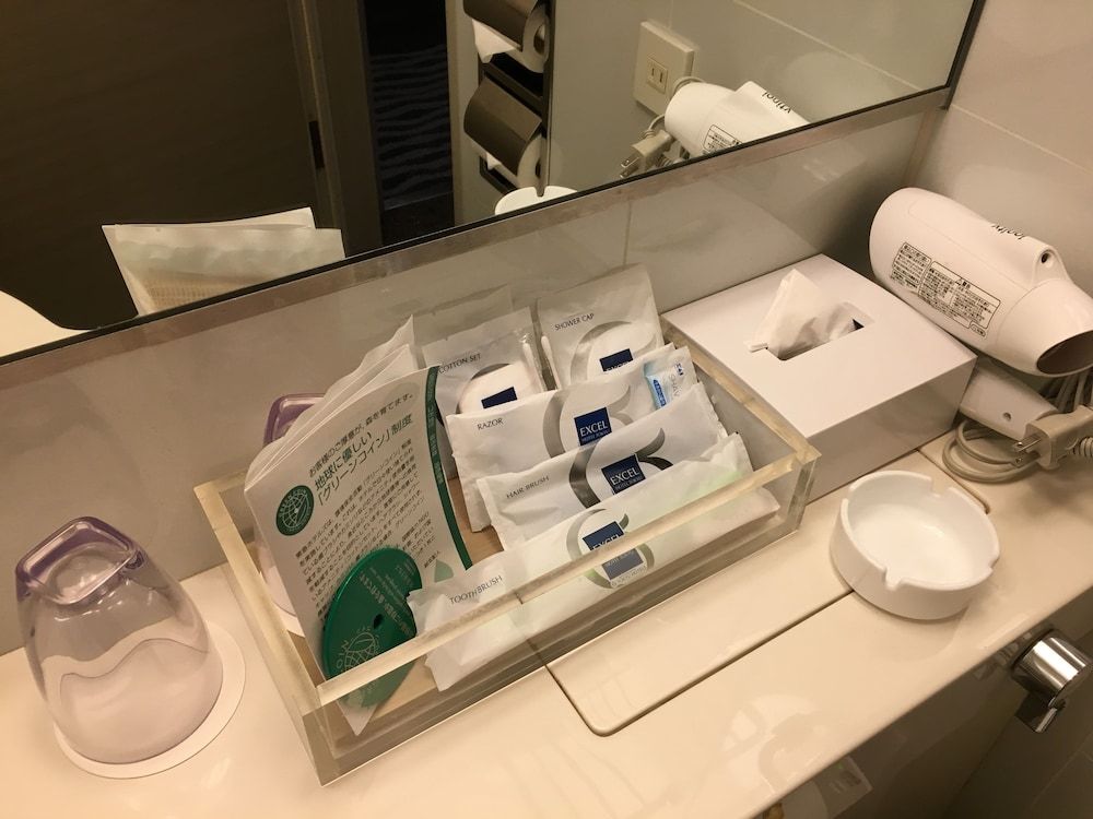 Haneda Excel Hotel Tokyu - Haneda Airport Terminal 2 Standard Twin Room, Non Smoking 3