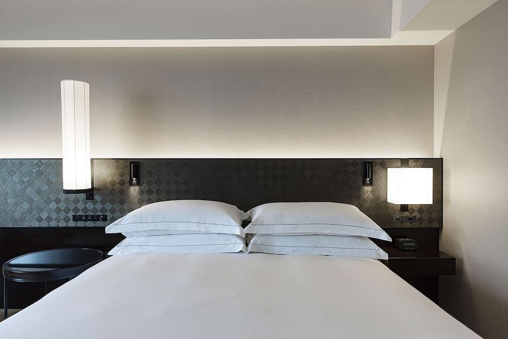 Hilton Tokyo Twin Deluxe 2