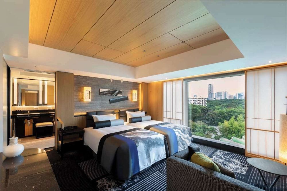 The Main Shin - Edo Suite with Cypress Bath