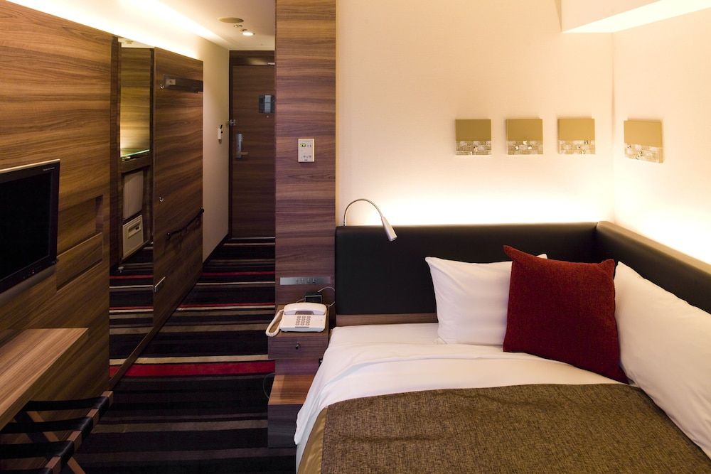 Tokyo Green Palace Semi Double Room Smoking 14sqm 130cm bed width