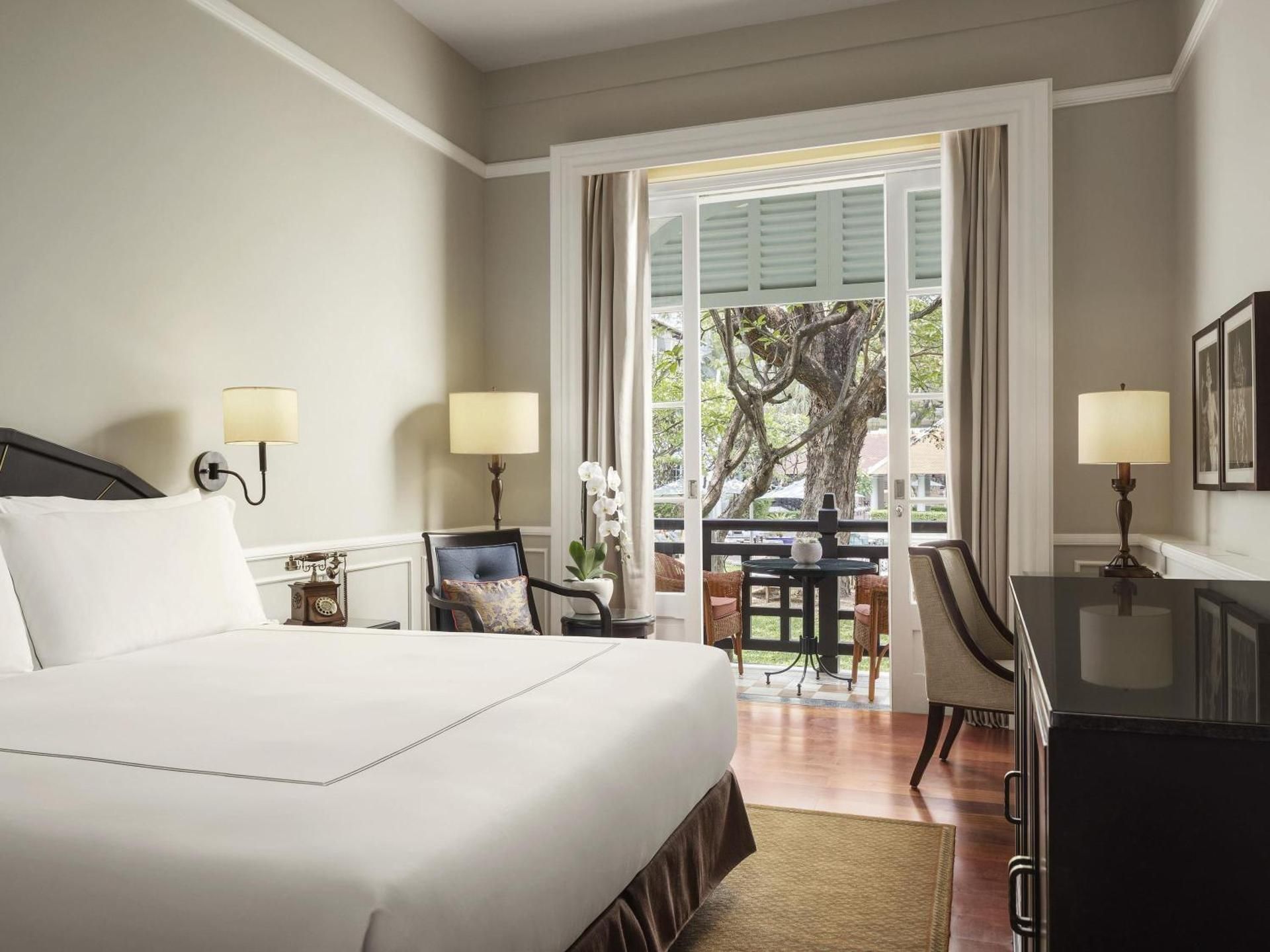 State Room King Pool View