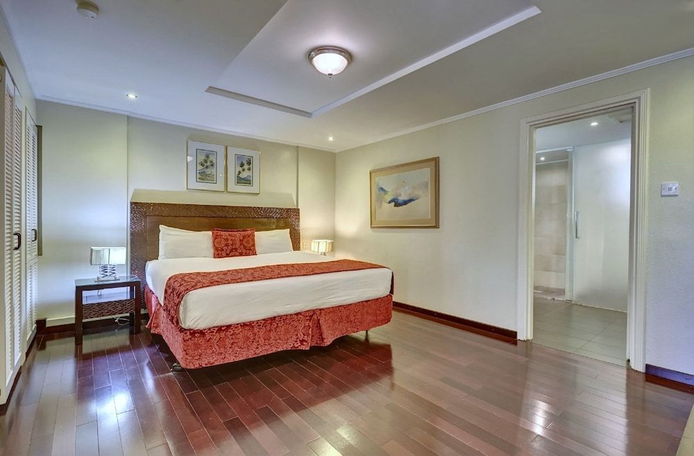Deluxe Junior Suite Ocean Front