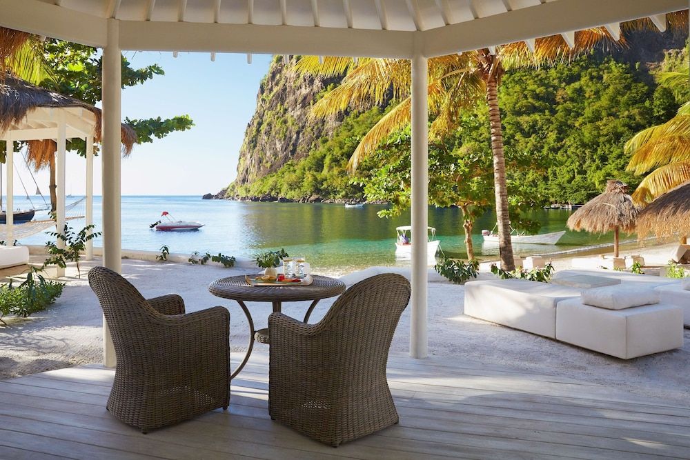 Luxury Bungalow, 2 Bedrooms (Beach)