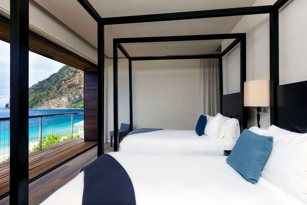Room, 4 Bedrooms, Beachfront (Collection)