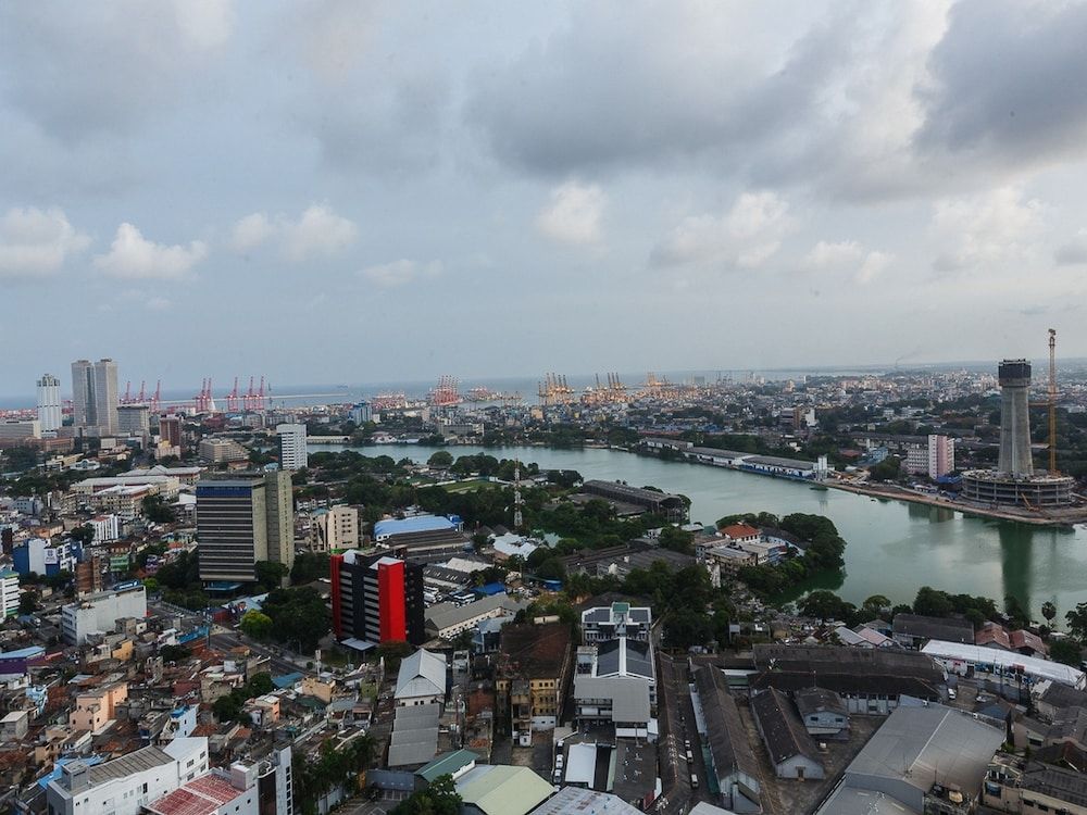 Hilton Colombo Residence Superior Room 4