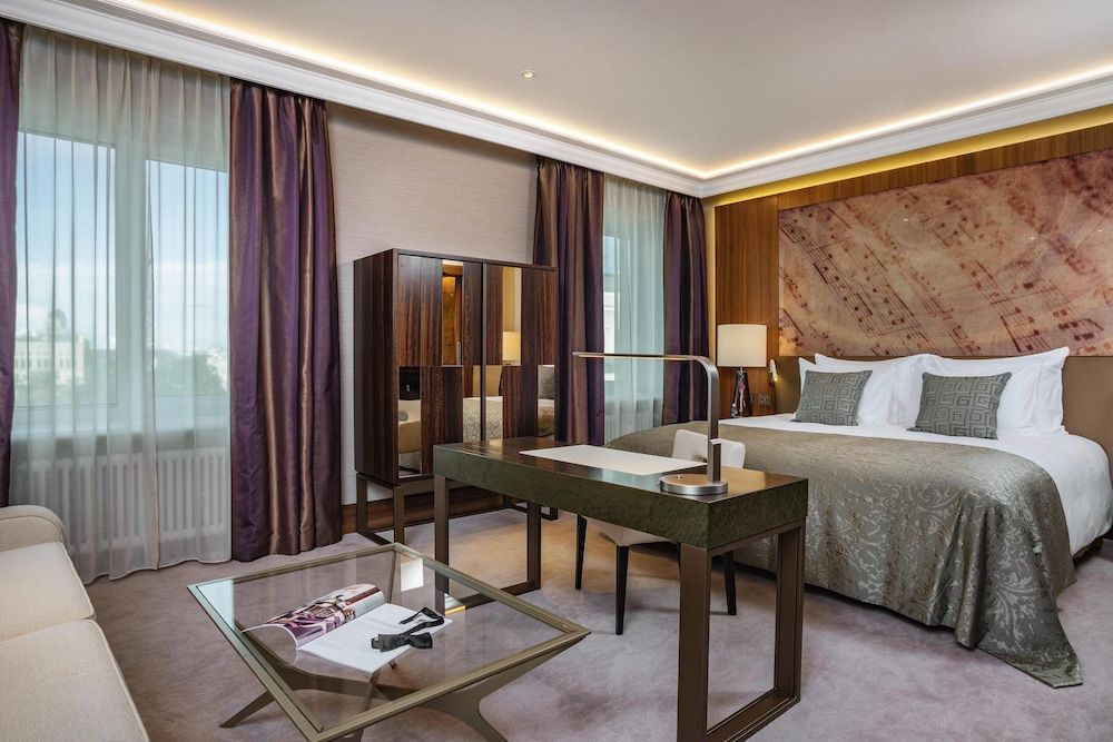 Deluxe Room, Courtyard View