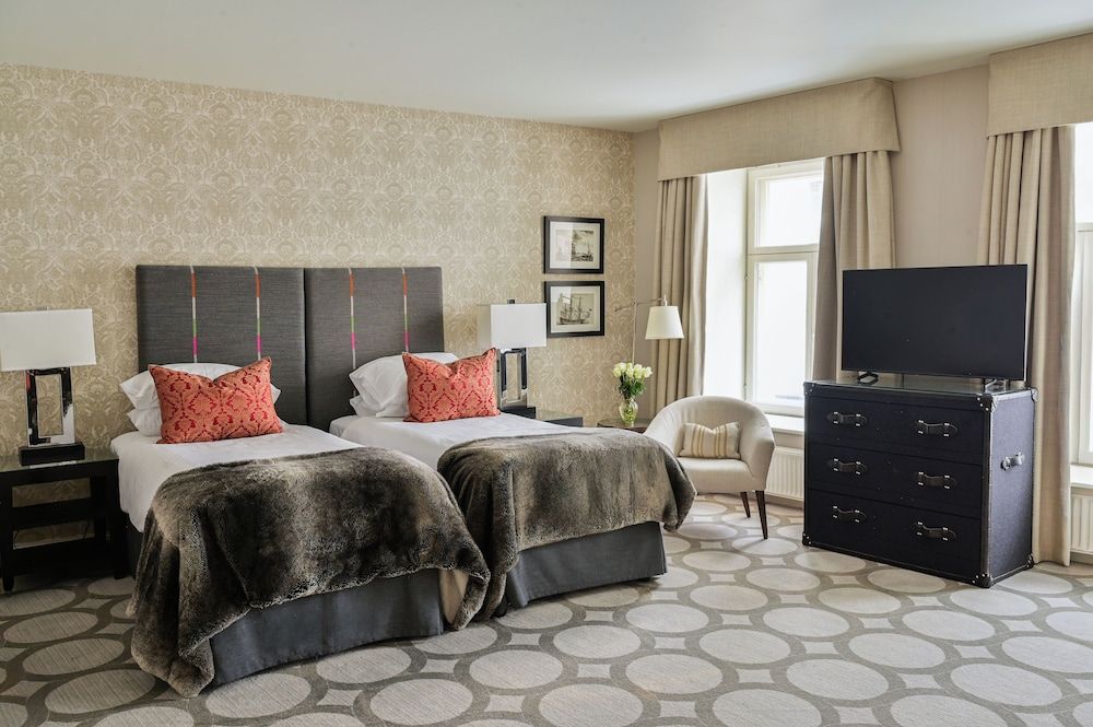 undefined Grand Palace Hotel – Small Luxury Hotels of the World 9