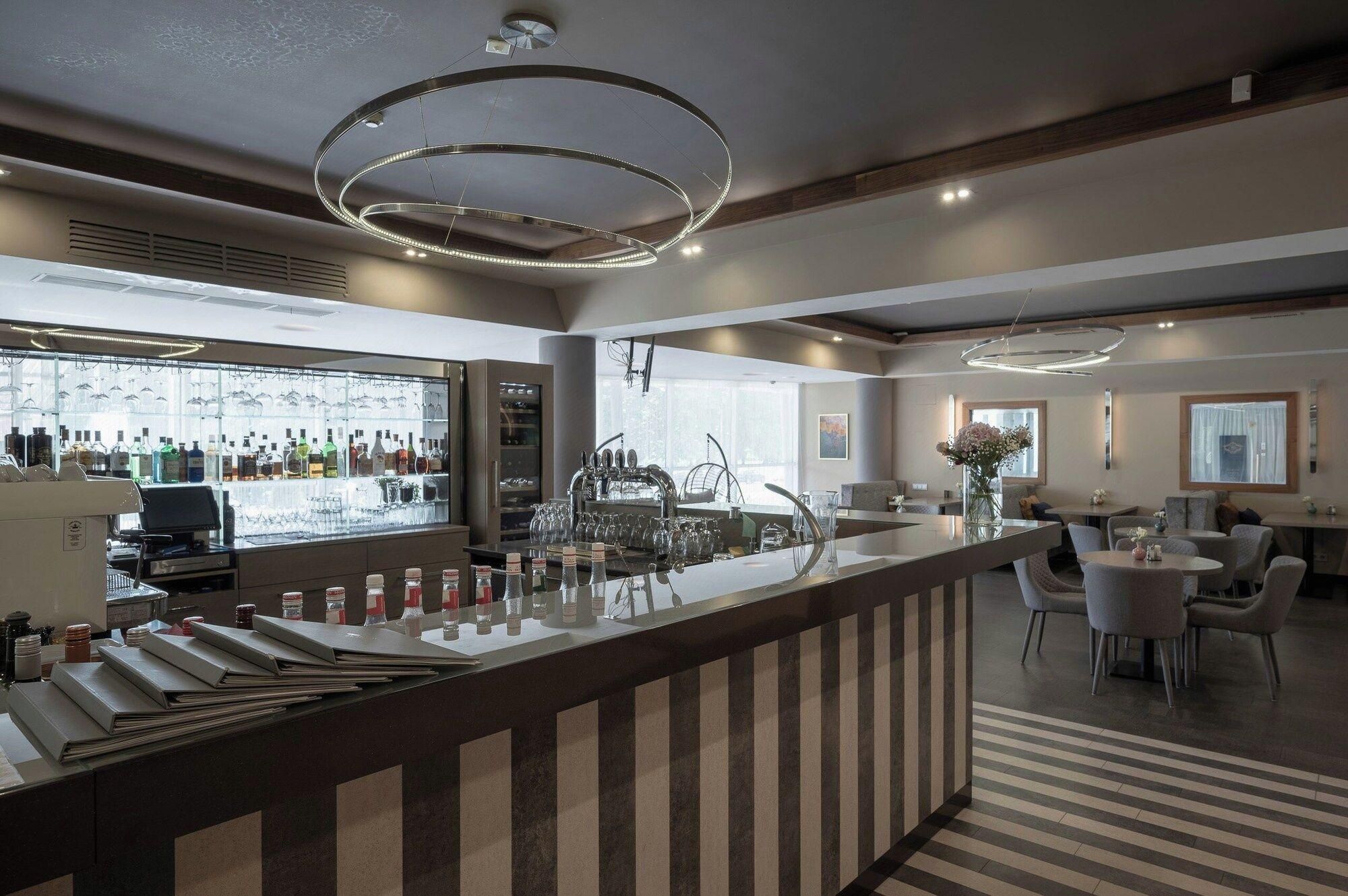 39ecc3bc576e9f47c4721f82aed8ce47