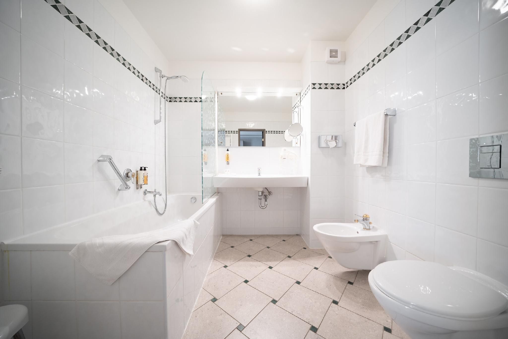 Superior Double Room with Balcony