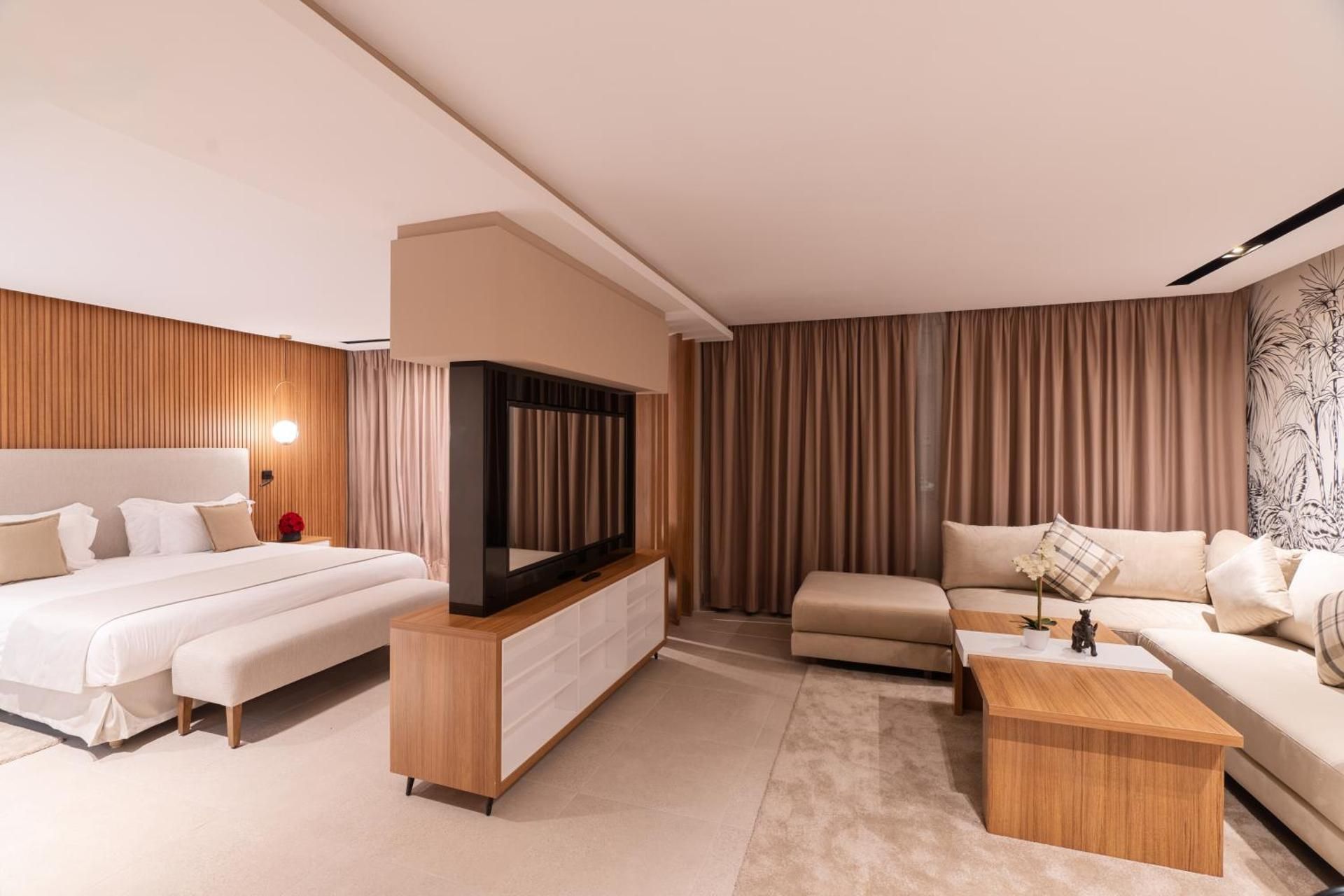 Premium Suite, King Size Bed, Atlas mountains View