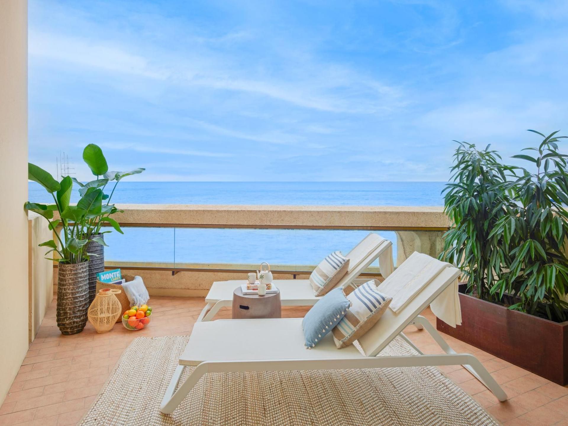 Deluxe Sea view room 2 Double beds