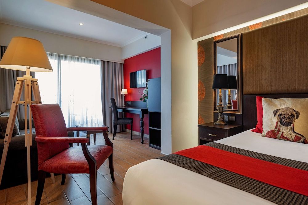 AX The Victoria Hotel Deluxe Suite 3