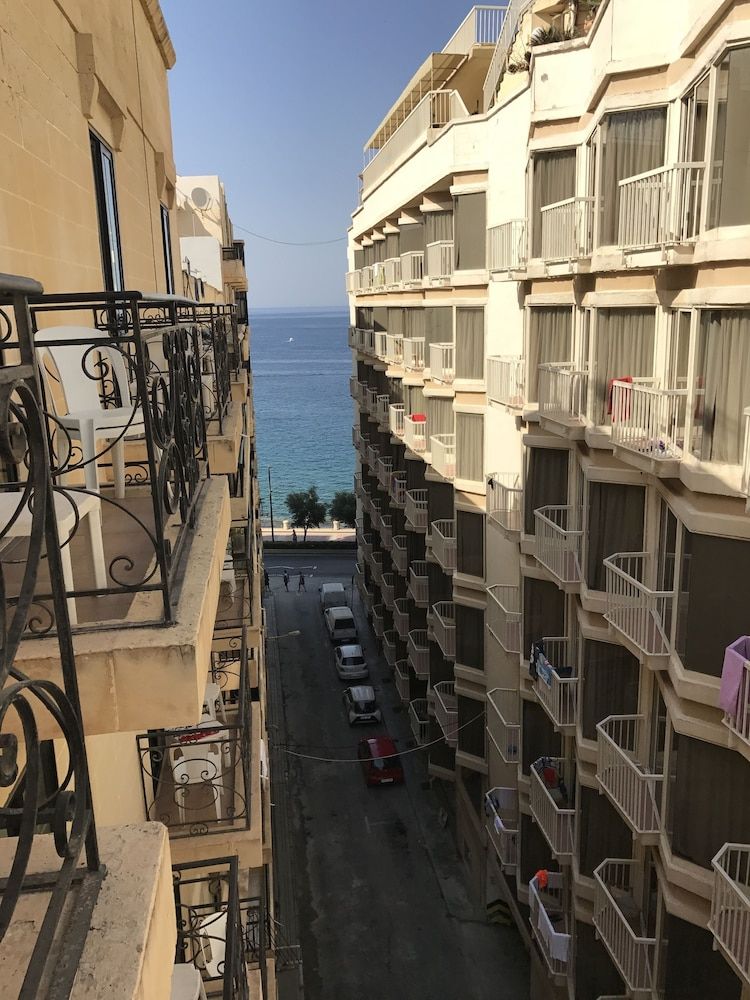 The Windsor Hotel Double or Twin Room (Single use) 3