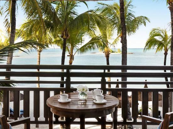 Junior Suite Hibiscus Beach Access Twin