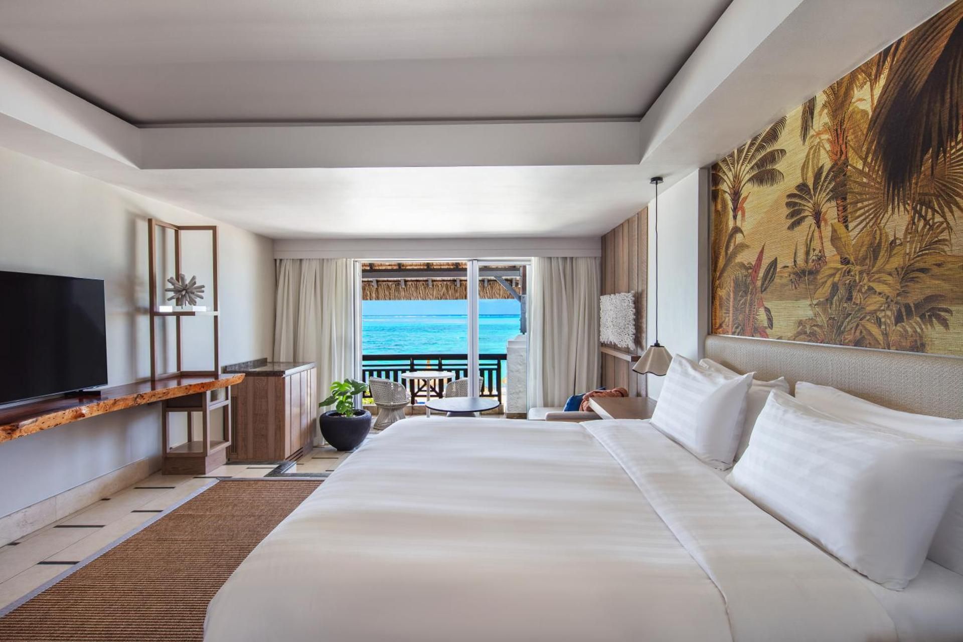 Coral Ocean View Room King