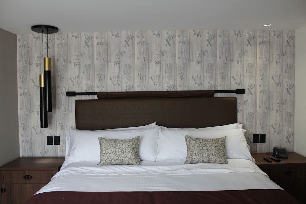Ronda Minerva Superior Room, 1 King Bed 2