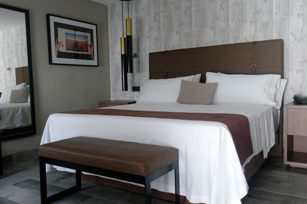 Ronda Minerva Superior Room, 1 King Bed 5
