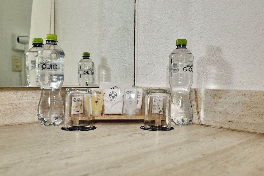 Hotel Del Prado Standard Room, 2 Double Beds, City View 4