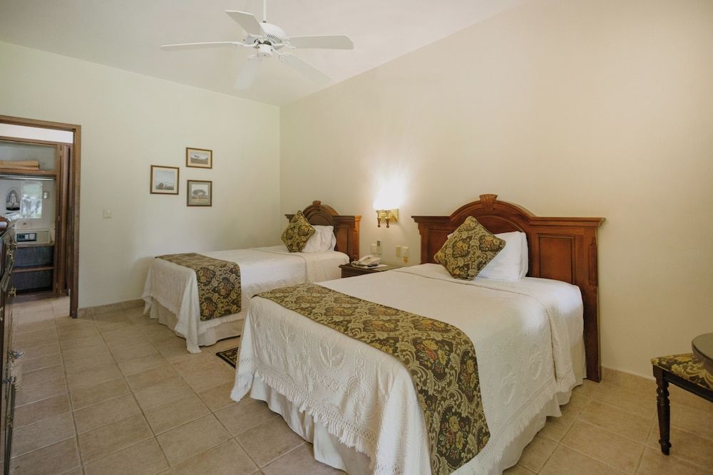 Superior Room, 2 Double Beds, Garden View
