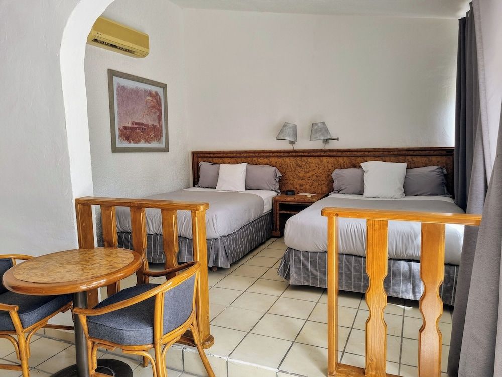 Buena Vista Oceanfront & Hot Springs Resort Terrace Standard Room, 2 Double Beds 4