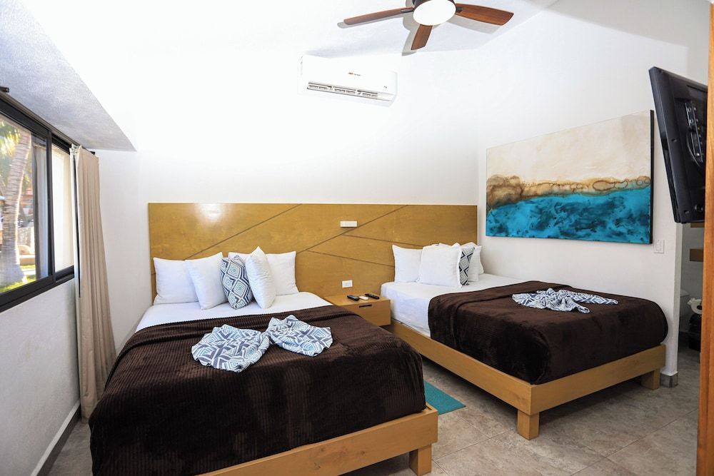 Buena Vista Oceanfront & Hot Springs Resort Supreme Room Double 4