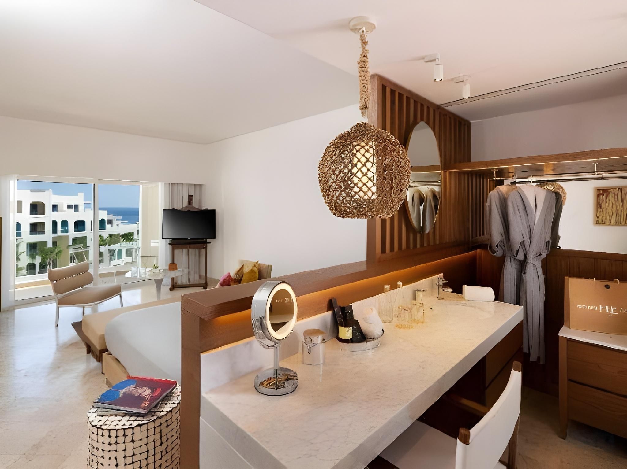 Extra ME+ Junior Suite with Terrace