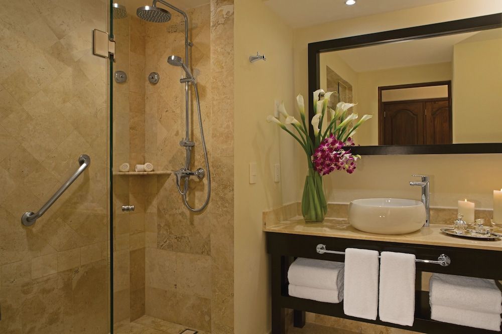 One Bedroom Suite Ocean View